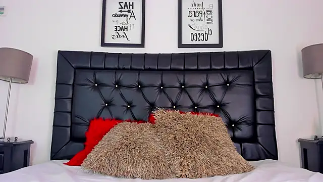 amberlitle online show from 12, 11, 2025