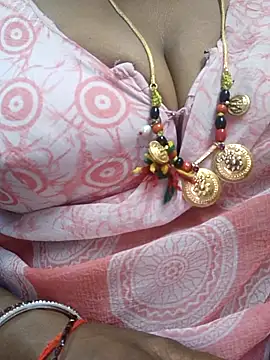 Snapshot of sweety_telugupilla chatting on 8, 2, 2026 sweety telugupilla online show from 8, 2, 2026