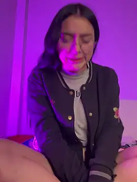 Snapshot of Cassie-millers chatting on 28, 1, 2025 Cassie-millers online show from 28, 1, 2025