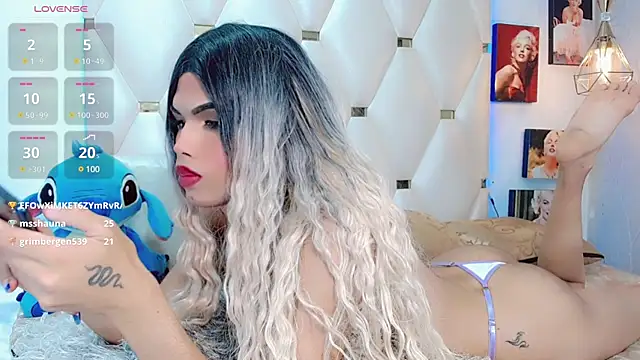 Niccolls Princess online show from 3, 2, 2025