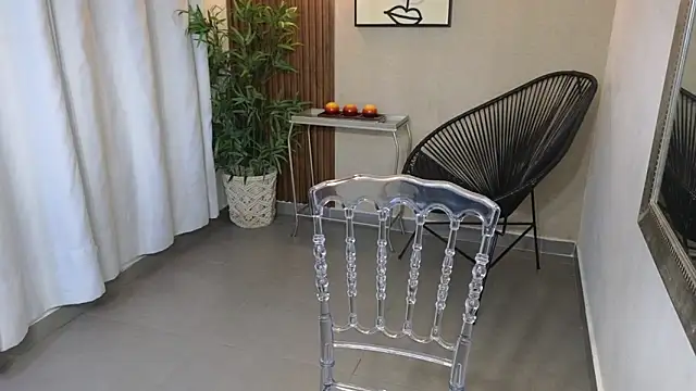 Sharlotte Milk online show from 22, 11, 2025