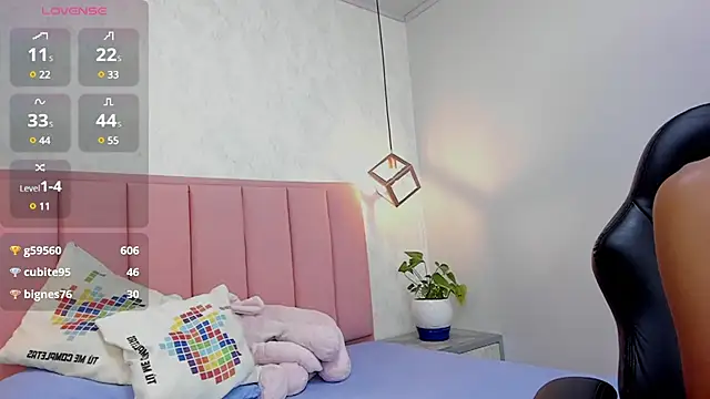 MAYROBERTSS online show from 6, 2, 2025