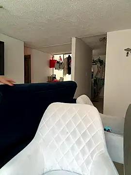 ariiel  online show from 7, 1, 2026