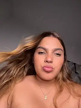 Snapshot of vivicolibri chatting on 30, 10, 2025 vivicolibri online show from 30, 10, 2025