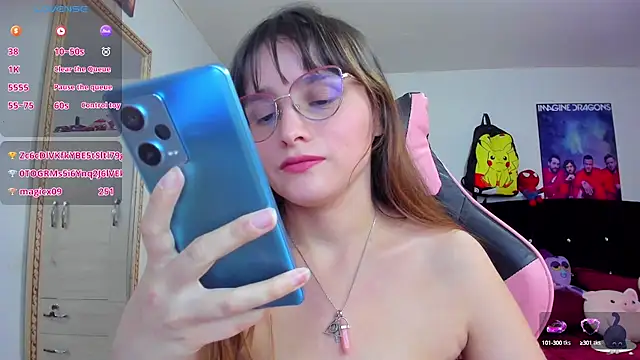 Snapshot of Lucyy-hess chatting on 14, 1, 2025 Lucyy-hess online show from 14, 1, 2025