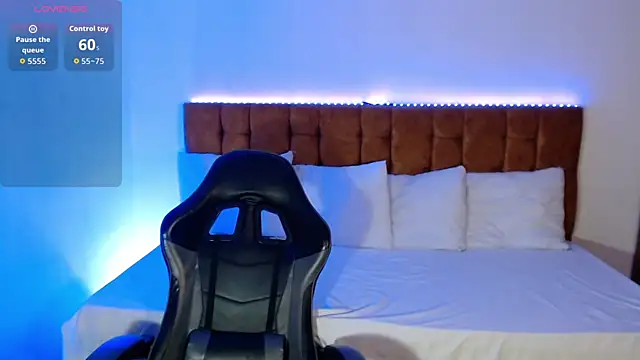 alexiaaross online show from 9, 10, 2025