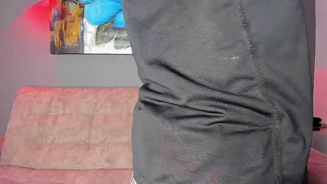 Snapshot of Lyam_ap chatting on 18, 11, 2025 Lyam ap online show from 18, 11, 2025