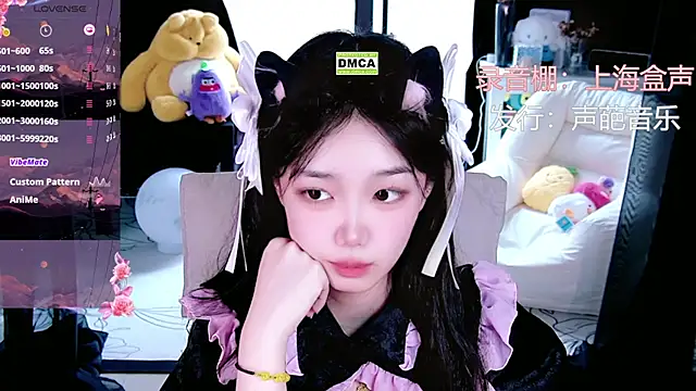 Snapshot of Sheep-1 chatting on 25, 10, 2025 Sheep-1 online show from 25, 10, 2025