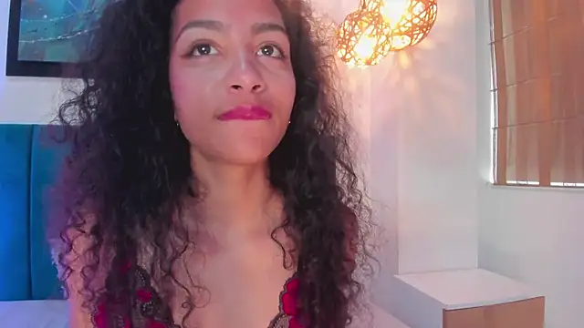 AntonellaHall  online show from 4, 3, 2025