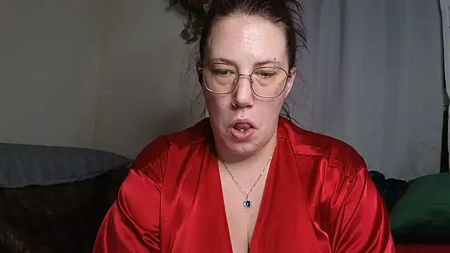 ThickGirlsDoItBetter online show from 25, 2, 2025
