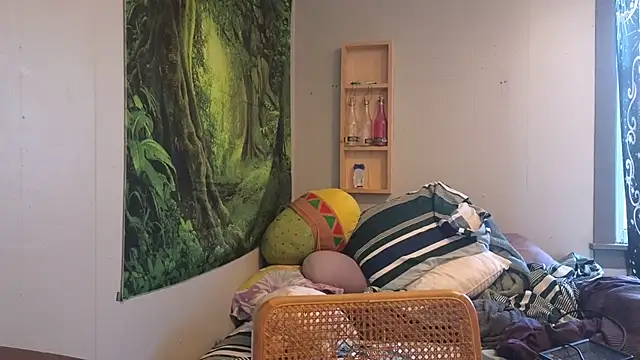 Snapshot of ThickGirlsDoItBetter chatting on 18, 3, 2025 ThickGirlsDoItBetter online show from 18, 3, 2025