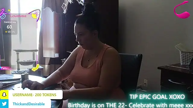 Snapshot of ThickGirlsDoItBetter chatting on 15, 9, 2025 ThickGirlsDoItBetter online show from 15, 9, 2025