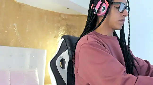 Snapshot of APRILL_FOXX chatting on 27, 2, 2025 APRILL FOXX online show from 27, 2, 2025