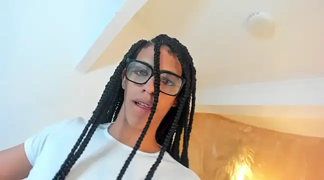 Snapshot of APRILL_FOXX chatting on 11, 3, 2025 APRILL FOXX online show from 11, 3, 2025