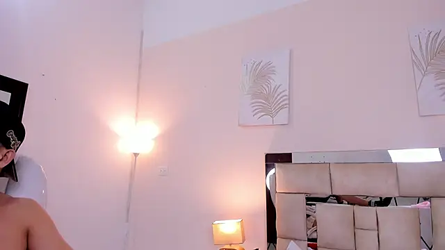 saraandstiven online show from 19, 3, 2025