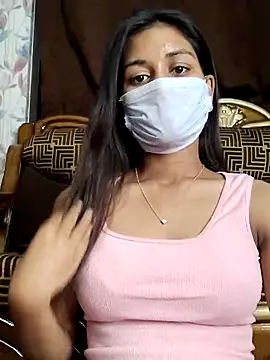 Snapshot of its_sophiaa chatting on 8, 2, 2025 its sophiaa online show from 8, 2, 2025