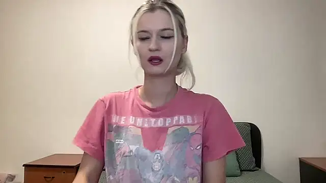 Snapshot of Onika_Love chatting on 27, 9, 2025 Onika Love online show from 27, 9, 2025