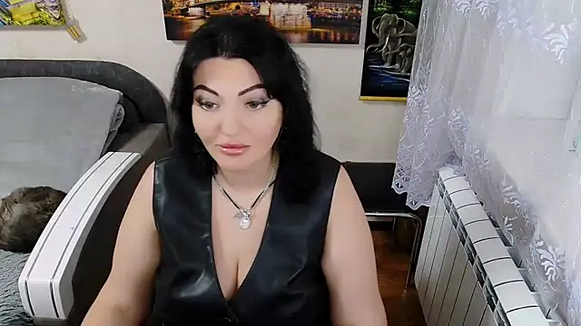 Lady Boom Wild  online show from 16, 12, 2025