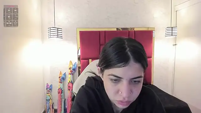 Violet m online show from 4, 10, 2025