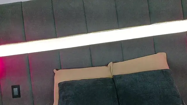 nicolle pierce online show from 31, 10, 2025