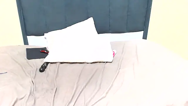 Snapshot of kittykhloe22 chatting on 11, 3, 2025 kittykhloe22 online show from 11, 3, 2025