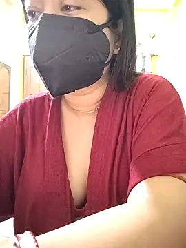 Snapshot of Royalgirl667 chatting on 6, 12, 2024 Royalgirl667 online show from 6, 12, 2024