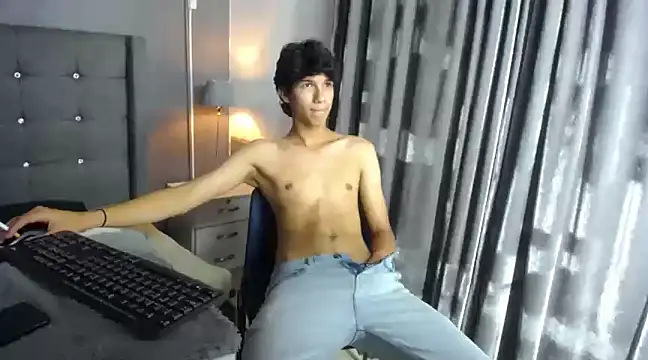 Snapshot of jason_graeats chatting on 28, 12, 2024 jason graeats online show from 28, 12, 2024