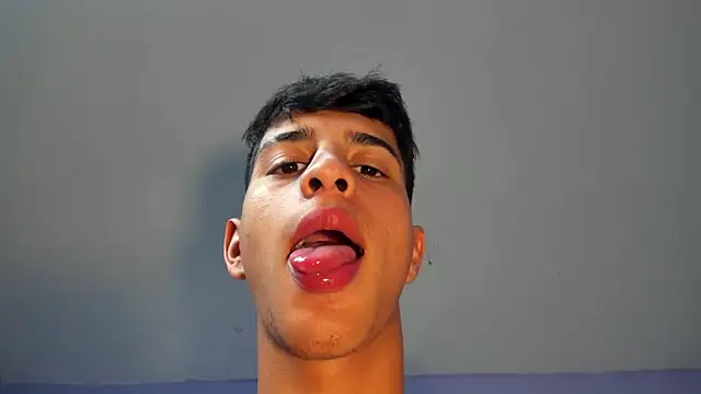 Tyler Rodriguez online show from 26, 2, 2025