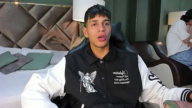 Tyler Rodriguez online show from 13, 3, 2025