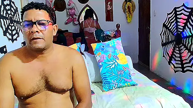 Snapshot of rosi_pamela chatting on 12, 11, 2025 rosi pamela online show from 12, 11, 2025