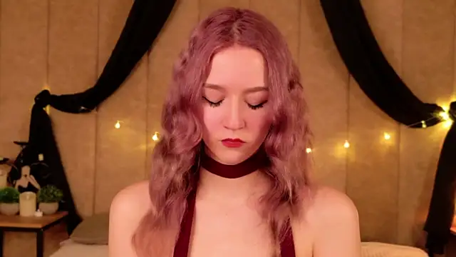 Snapshot of NaomiLoys chatting on 30, 9, 2025 NaomiLoys online show from 30, 9, 2025