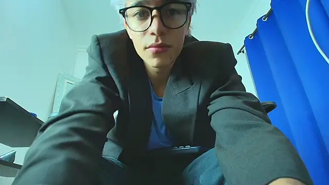 Snapshot of Zacktk7 chatting on 6, 3, 2025 Zacktk7 online show from 6, 3, 2025