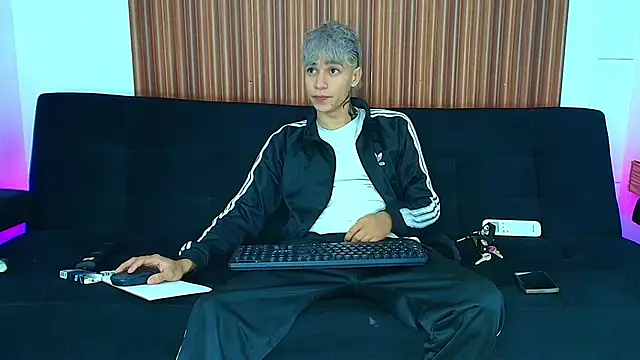 Snapshot of Zacktk7 chatting on 7, 3, 2025 Zacktk7 online show from 7, 3, 2025