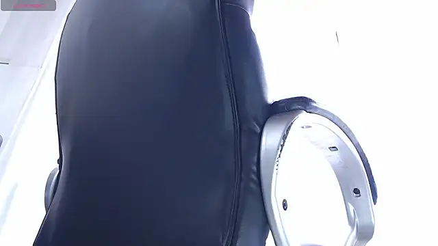 Snapshot of Bedobigcock chatting on 5, 3, 2025 Bedobigcock online show from 5, 3, 2025