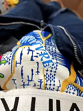 Snapshot of crrazy_boy1_ chatting on 2, 10, 2025 crrazy boy1 online show from 2, 10, 2025