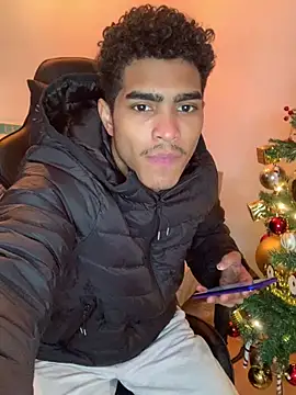 Snapshot of Ryan-hot chatting on 11, 12, 2024 Ryan-hot online show from 11, 12, 2024