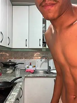 Snapshot of Ryan-hot chatting on 12, 12, 2024 Ryan-hot online show from 12, 12, 2024