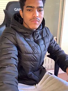 Snapshot of Ryan-hot chatting on 15, 12, 2024 Ryan-hot online show from 15, 12, 2024