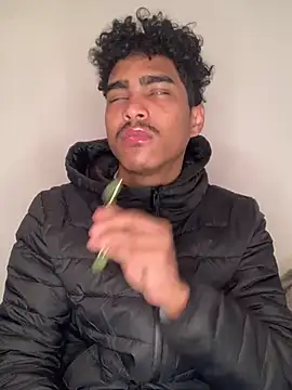 Snapshot of Ryan-hot chatting on 14, 1, 2025 Ryan-hot online show from 14, 1, 2025