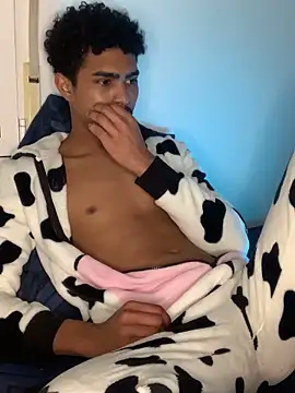 Snapshot of Ryan-hot chatting on 25, 1, 2025 Ryan-hot online show from 25, 1, 2025