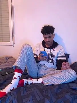 Snapshot of Ryan-hot chatting on 24, 2, 2025 Ryan-hot online show from 24, 2, 2025