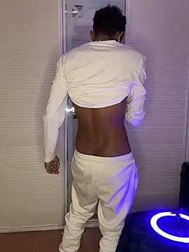 Snapshot of Ryan-hot chatting on 9, 3, 2025 Ryan-hot online show from 9, 3, 2025