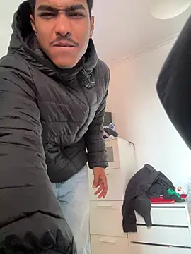 Snapshot of Ryan-hot chatting on 17, 3, 2025 Ryan-hot online show from 17, 3, 2025