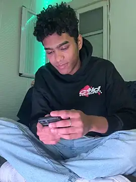 Snapshot of Ryan-hot chatting on 27, 10, 2025 Ryan-hot online show from 27, 10, 2025