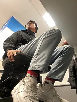 Snapshot of Ryan-hot chatting on 26, 11, 2025 Ryan-hot online show from 26, 11, 2025