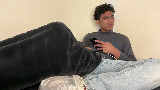 Snapshot of Ryan-hot chatting on 3, 12, 2025 Ryan-hot online show from 3, 12, 2025