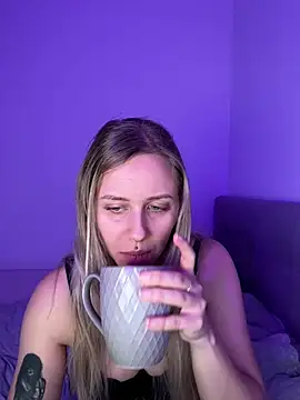 lunawolf21 online show from 18, 2, 2026