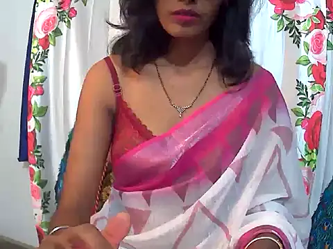 Snapshot of sexy_janu25 chatting on 10, 10, 2025 sexy janu25 online show from 10, 10, 2025