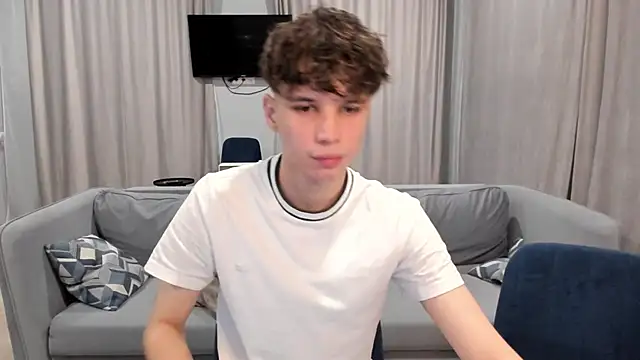 Im Shine Guy online show from 6, 12, 2024