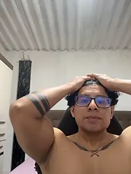 Snapshot of ikkipro chatting on 5, 12, 2025 ikkipro online show from 5, 12, 2025